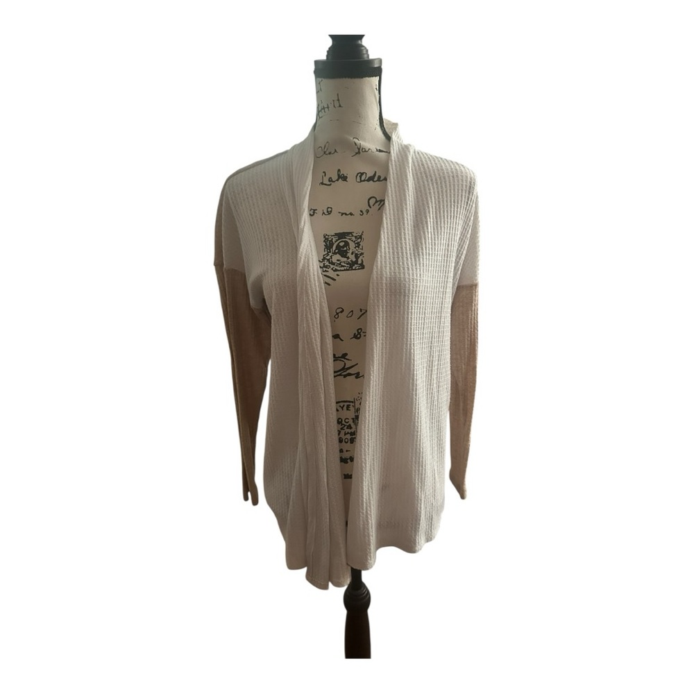bobeau Cream Open-Front Cardigan with Tan Sleeves